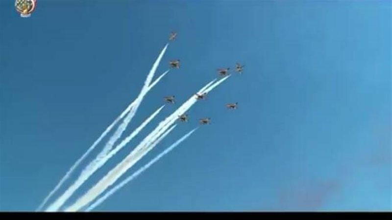 خلال العرض الجوي