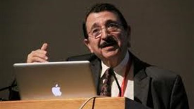 مصطفى السيد: التجارب أثبتت فاعلية الذهب في التخلص من السرطان