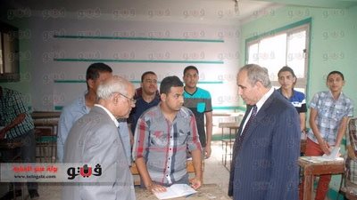 محافظ الشرقية يُطالب بحل مشكلة الصرف الصحي بمدرسة الصنايع