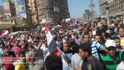 عمال غزل المحلة يتمردون لسحب الثقة من النقابة