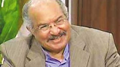 حمدى أحمد يطالب الحكومة بإخلاء الشوارع يوم الاستفتاء