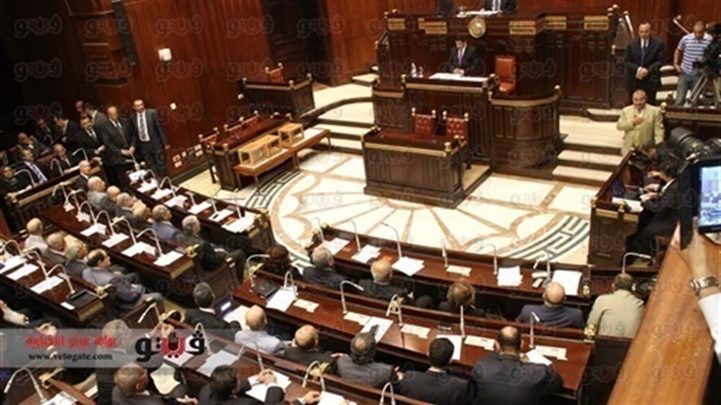 اجتماع لجنة الخمسين