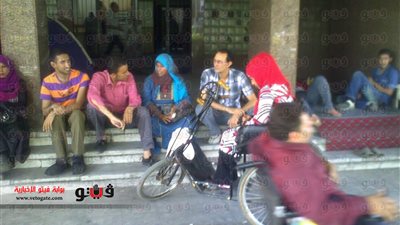 بالصور.. المعاقون بالشرقية يواصلون اعتصامهم للمطالبة بالتثبيت