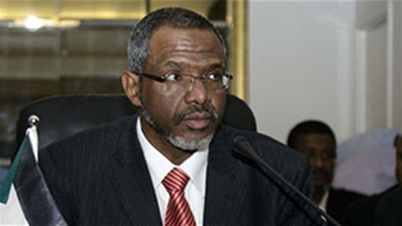 معتز موسى وزير الموارد
