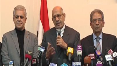 النور يحاول إقناع 