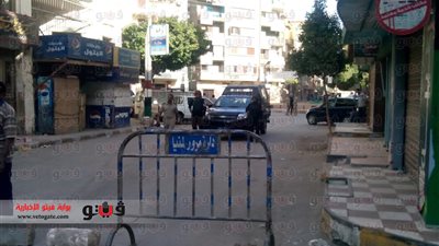 بالصور.. إغلاق طريق كورنيش النيل بالمنيا تحسبًا لتظاهرات الإرهابية