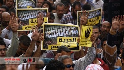 الإخوان يتظاهرون بالمنيا في ذكرى عزل مرسي