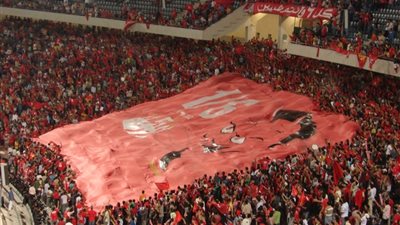 «الألتراس» في مرمى النيران.. هاجموا الشرطة في بيان صحفي.. «الداخلية»: اعتدنا على بياناتهم ولا يفعلون شيئًا.. أيمن يونس: إدارة تأمين المباريات تحل الأزمة.. و«المقرحي»: ممو