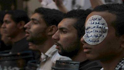 نشطاء بالسويس يغادرون إلى القاهرة للمشاركة في إحياء ذكرى محمد محمود