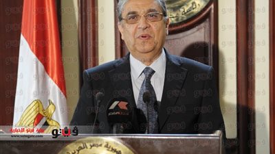 وزير الكهرباء: إعادة هيكلة «التعريفة» بسبب الاختناقات المالية