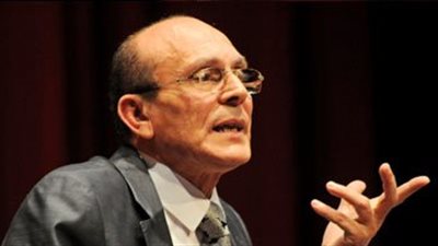 المثقفون يرفضون تغيير وزير الداخلية.. محمد صبحي: الأمر مرتبط بنظام الدولة.. شيرين العدوي: مصر تواجه إرهاب حقيقي.. حسن طلب: تغيير وزير الثقافة أهم.. محمود قاسم: لابد من توجيه ضربات أقوى للإرهاب