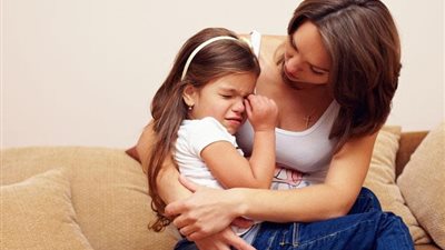 5 تصرفات يقوم بها طفلك تؤكد إنك حامل