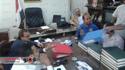 بالصور.. لجنة وزارة الرياضة تبدأ في عمليات تسليم وتسلم اتحاد الطائرة