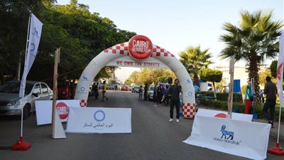 بالصور.. سباق جري لمكافحة مرض السكر بمصر الجديدة