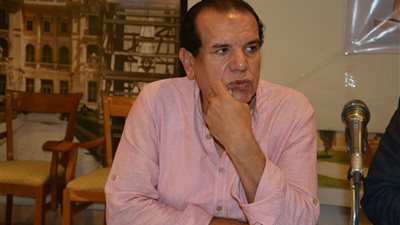 فتوح أحمد: مكافآت المهرجان القومي للمسرح تنتظر توقيع وزير الثقافة