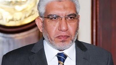 وزير النقل يفتتح المرحلة الأولى من تطوير ميناء نويبع.. الأحد