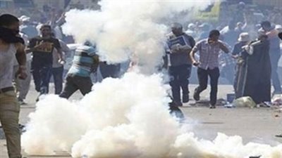 أمن ملوى يفرق مسيرة للإخوان باستخدام الغاز