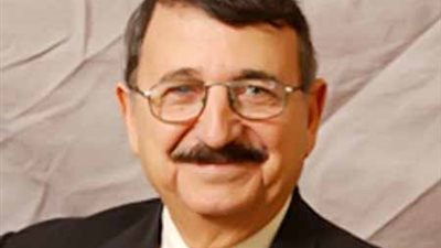 مصطفى السيد يزور «القومي للبحوث» لمتابعة علاج السرطان بالذهب.. اليوم