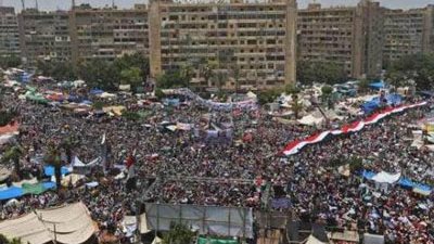 شيوخ الفتنة يهاجمون الجيش في خطب العيد بـ