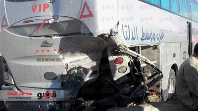 بالصور.. شلل مروري بطريق إسكندرية الدولي بسبب حادث تصادم