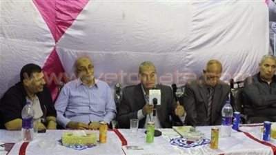 مرشح المصريين الأحرار بدائرة السيدة زينب يلتقي أهالي «البغالة»