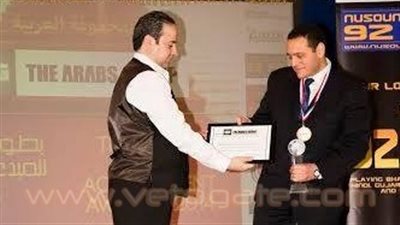 السفارة المصرية بلندن تتسلم جائزة أفضل باحث عربي