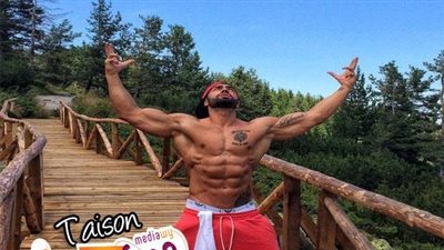 ساخرون: إذا كان عـ 