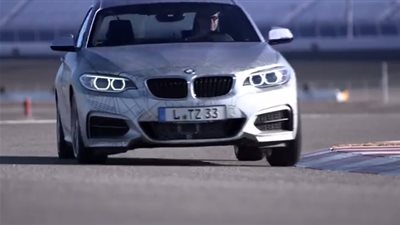 بالفيديو: BMW تعلن إطلاق سيارتين جديدتين من سلسة 