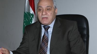 رئيس اتحاد عمال لبنان يتعهد بمواصلة الدفاع عن حقوقهم