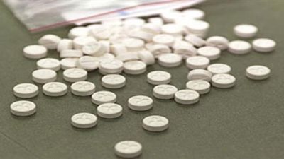 ضبط تاجر مخدرات بحوزته 130 قرص تامول برأس غارب