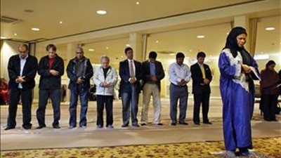 امرأة في لندن تؤم المصلِّين من الجنسين