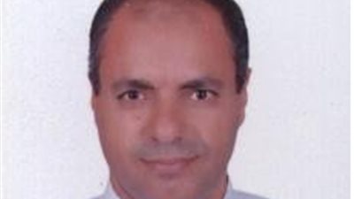 عميد آداب بنها يحذر من تشويه مبانى الجامعة