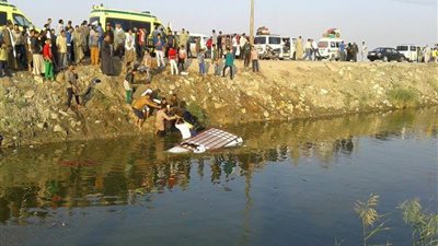 الأهالي يطالبون بإقامة سور عازل على مصرف داير البركة بالفيوم