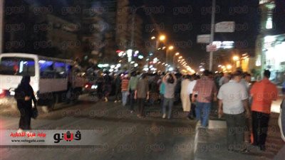 بالصور.. عناصر الإرهابية يشعلون شارع البحر بطنطا بجراكن الوقود